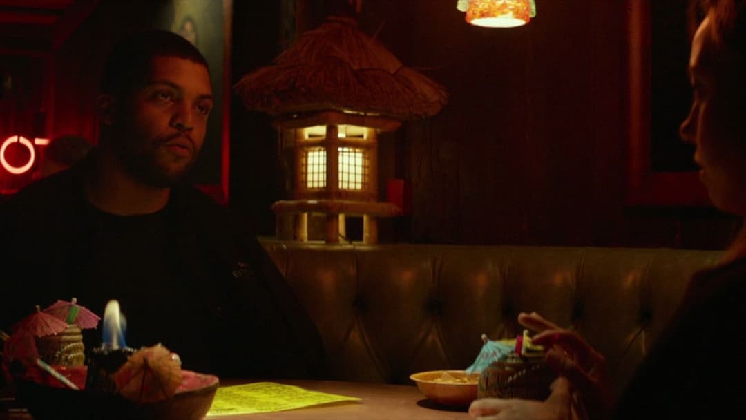 Інгрід їде на Захід backdrop 2