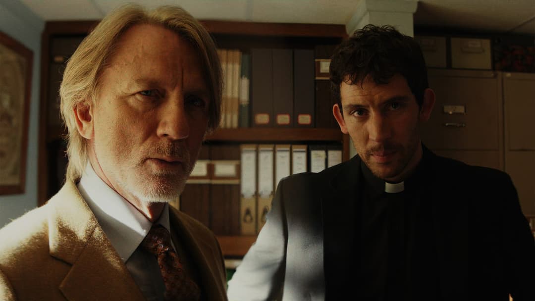 Wake Up Dead Man: A Knives Out Mystery backdrop 17