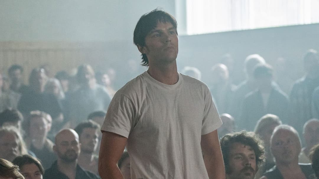 Кривавий лідер backdrop 12