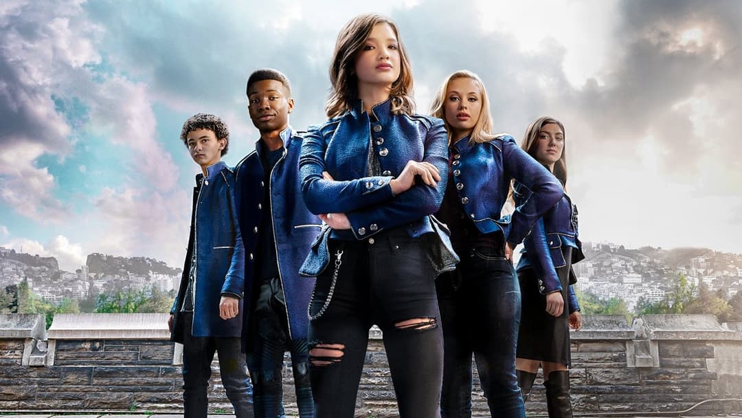 Таємне товариство другонароджених членів королівської сім’ї backdrop 4