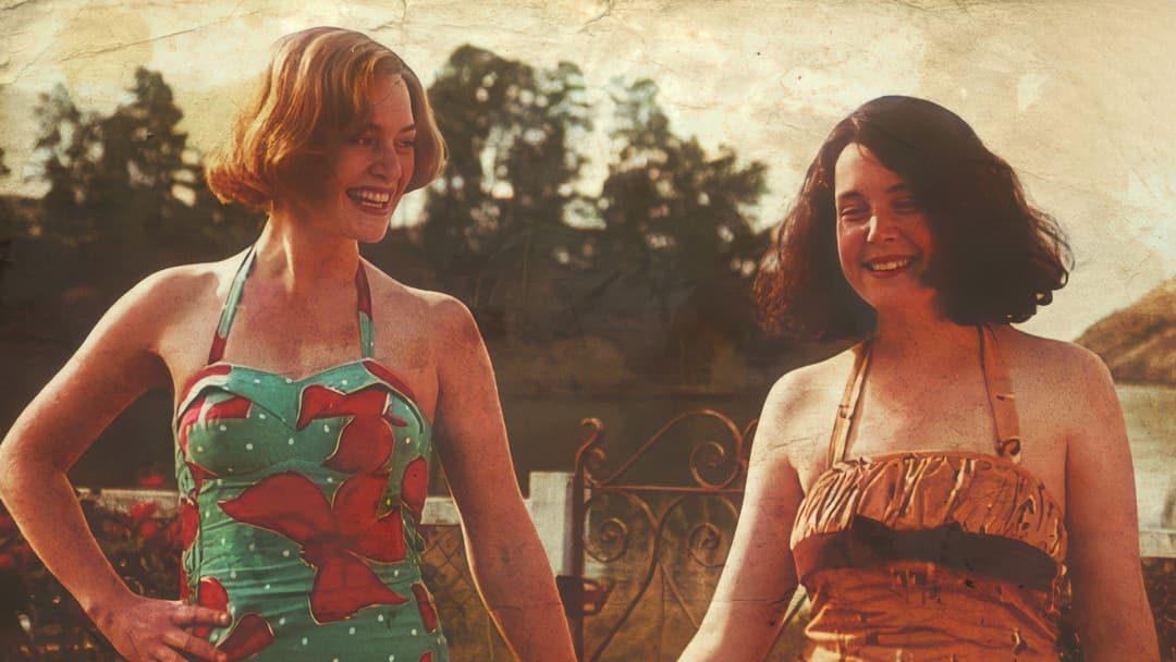 Heavenly Creatures backdrop 18