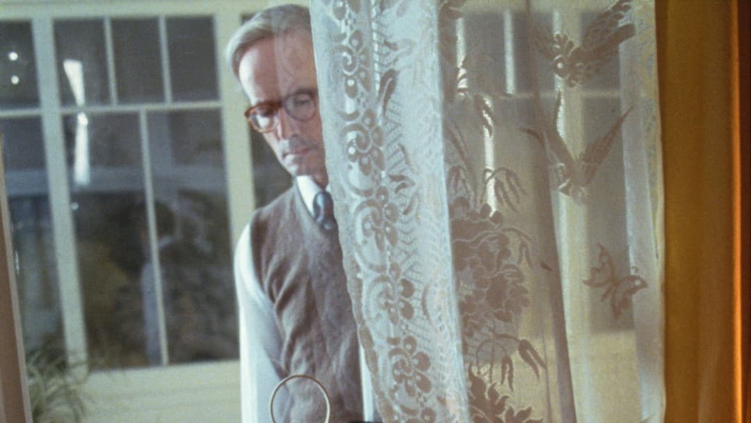 Heavenly Creatures backdrop 3