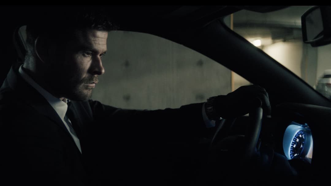 Crime 101 backdrop 2