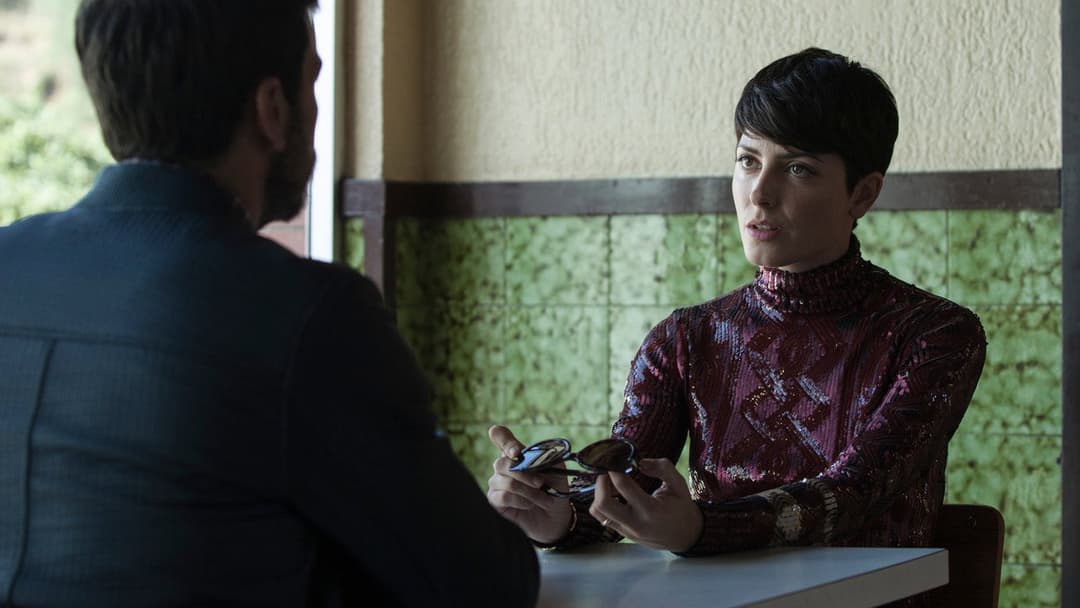 The Invisible Guest backdrop 7