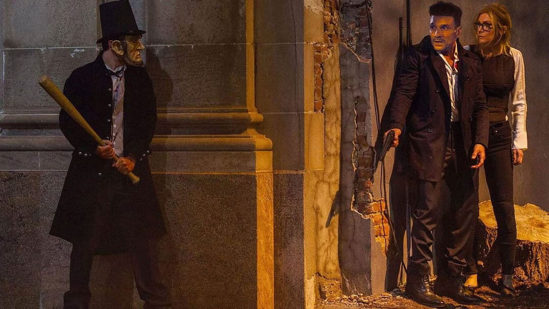 Судна ніч 2: Анархія backdrop 10